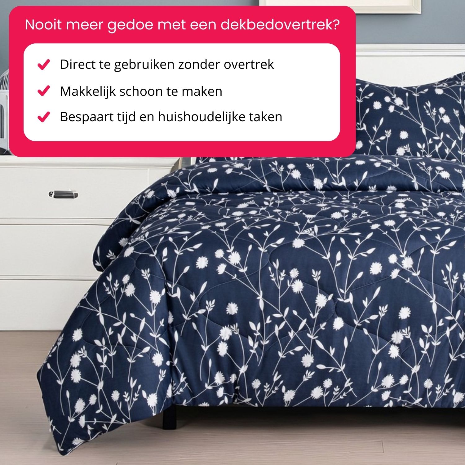 donkerblauw dekbed Mila met uitleg over voordelen zoals geen overtrek en eenvoudig onderhoud.