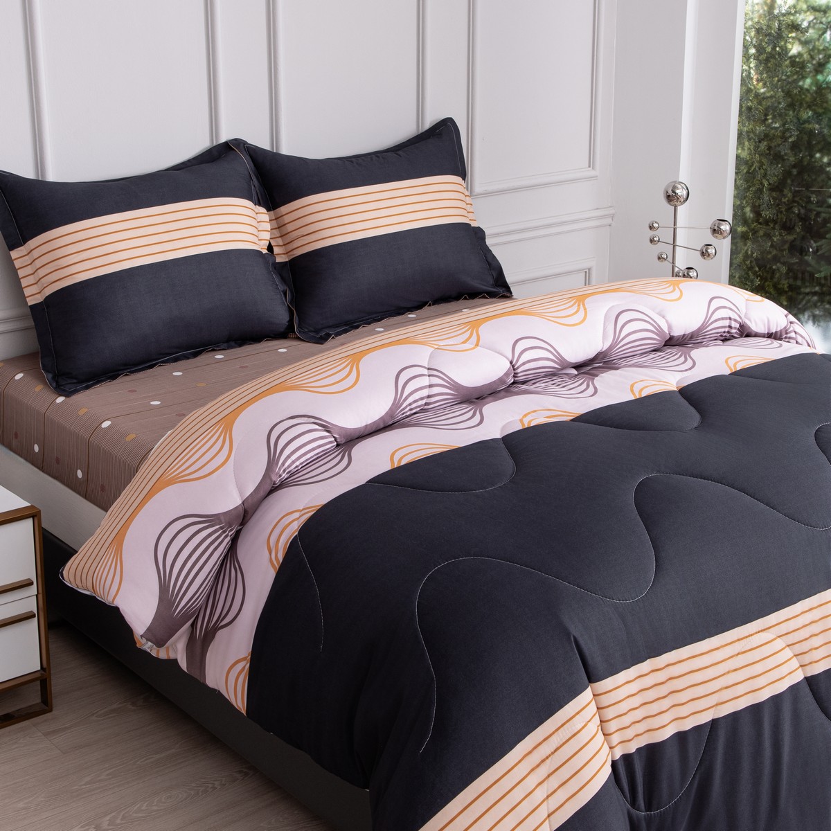 Dekbed Emma zij aanzicht van links