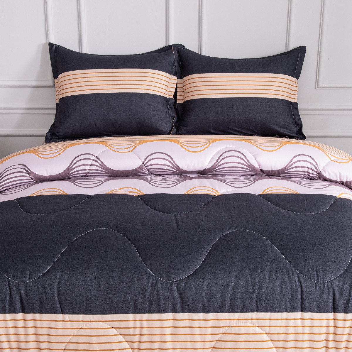 Front aanzicht Emma dekbed met kussens